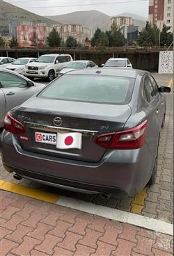 نيسان ألتيما